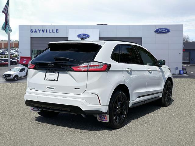 2024 ford edge se