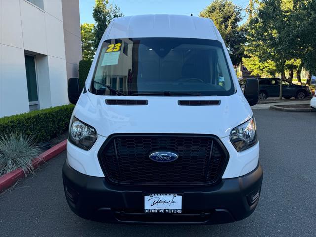 2023 ford transit-250 base