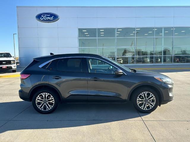 2020 ford escape sel