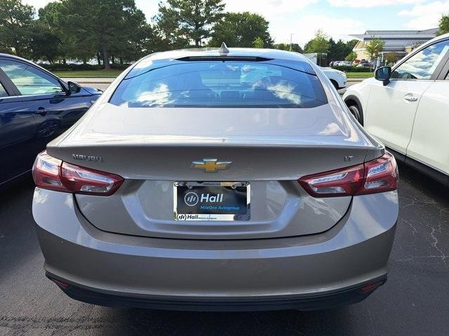 2022 chevrolet malibu lt