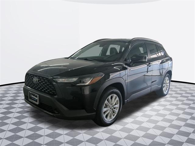 2022 toyota corolla cross le