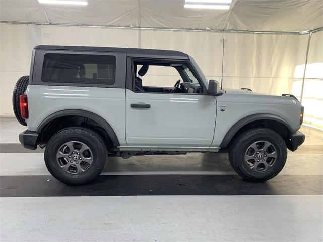 2022 ford bronco base
