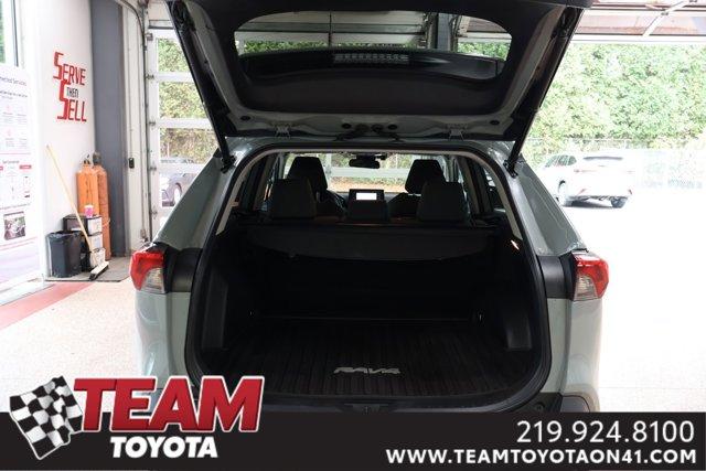2021 toyota rav4 xle