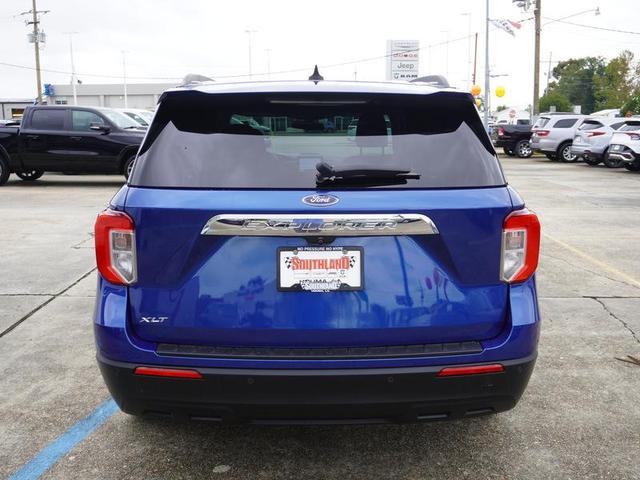 2021 ford explorer xlt