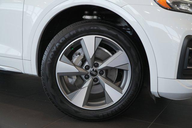 2022 audi q5 40 premium plus