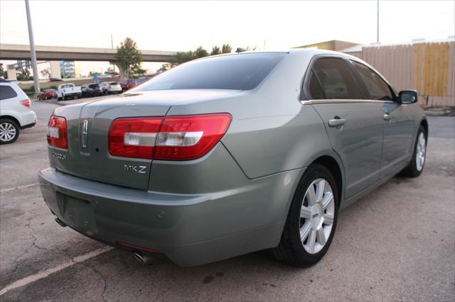 2008 lincoln mkz base