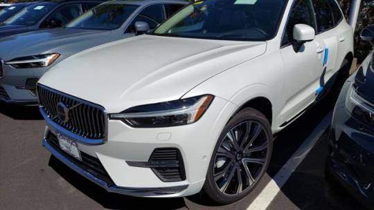 2023 volvo xc60 b5 ultimate bright theme