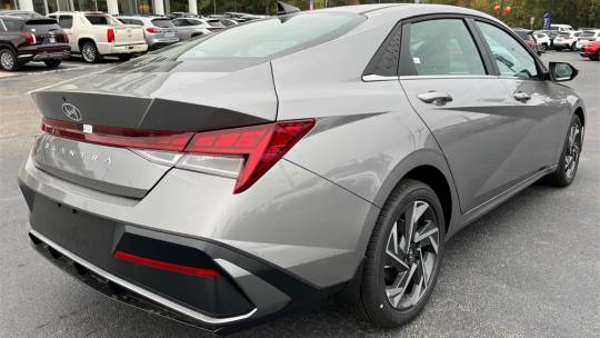 2025 Hyundai Elantra