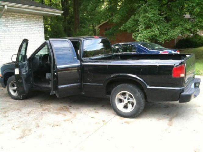 obo 2000 chevrolet s10 pickup truck in evansville, in