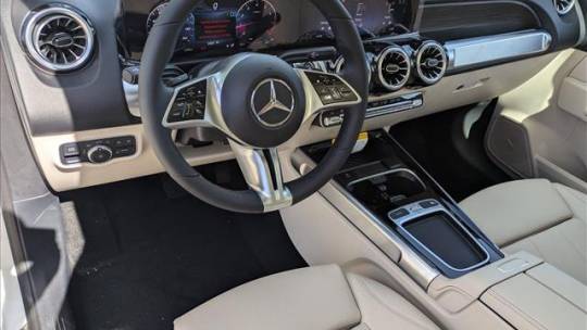 2025 Mercedes-Benz GLB