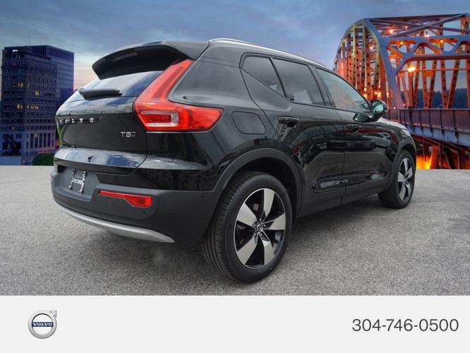 used 2019 volvo xc40 awd t5 momentum charleston, wv 25309 for sale in charleston, west virginia