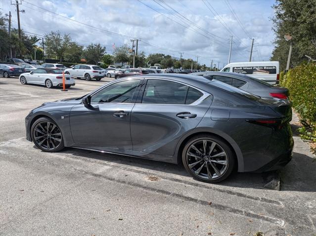 2022 lexus is 350 base