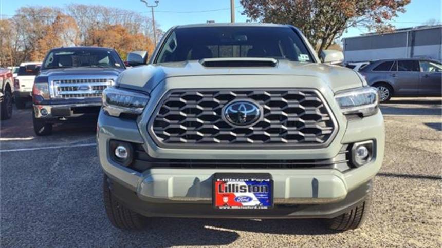 2023 toyota tacoma