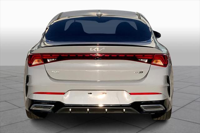 2022 kia k5 gt-line