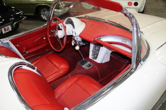 1961 chevrolet corvette hardtop convertible