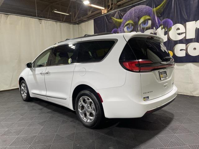 2021 chrysler pacifica limited