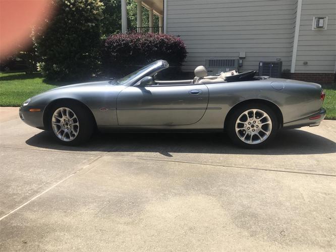 2002 jaguar xkr in bennington, vermont