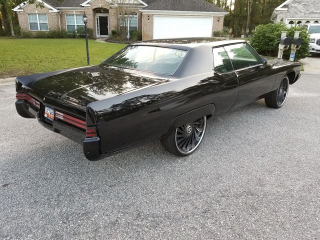 1972 buick electra 225 bagged with 24s and fiberglass trunk system