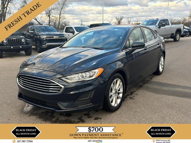 2020 ford fusion se