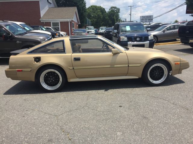 1986 nissan 300zx na 2+2- great condition, runs awesome, no reserve!!!