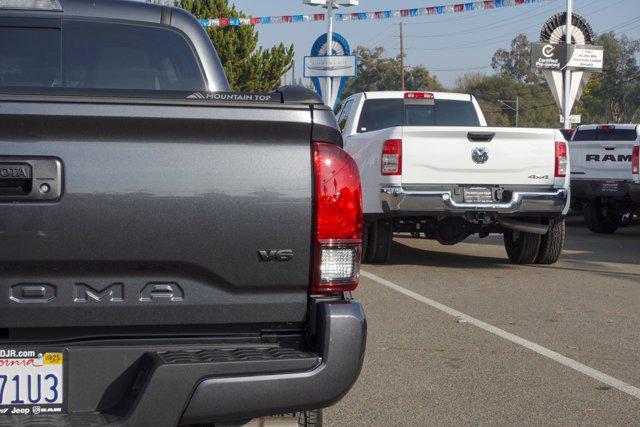 2023 toyota tacoma sr5