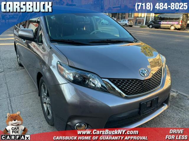 2013 toyota sienna se