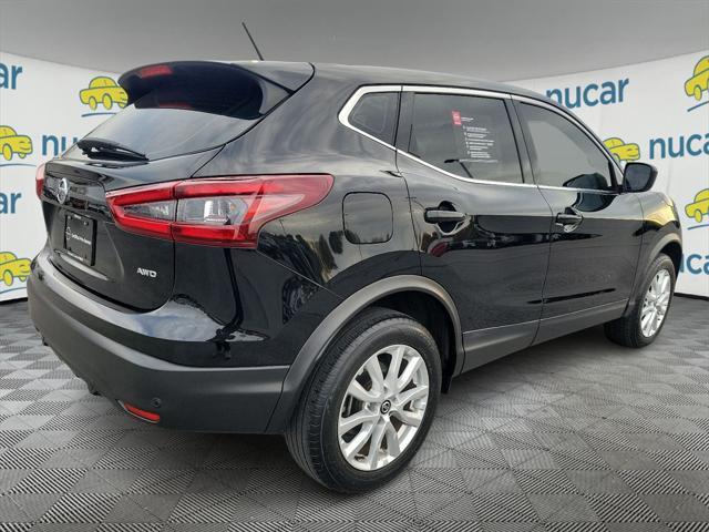 2022 nissan rogue sport s