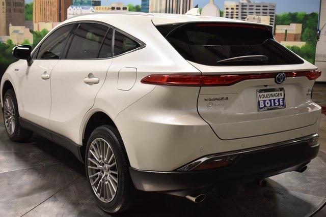 2021 toyota venza xle