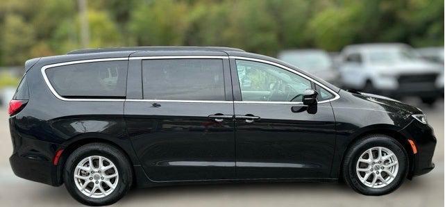 2022 chrysler pacifica touring l