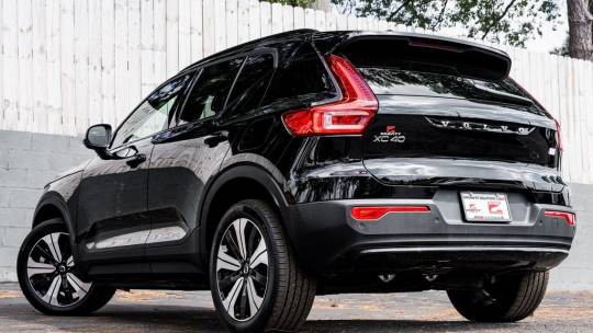 2023 Volvo XC40