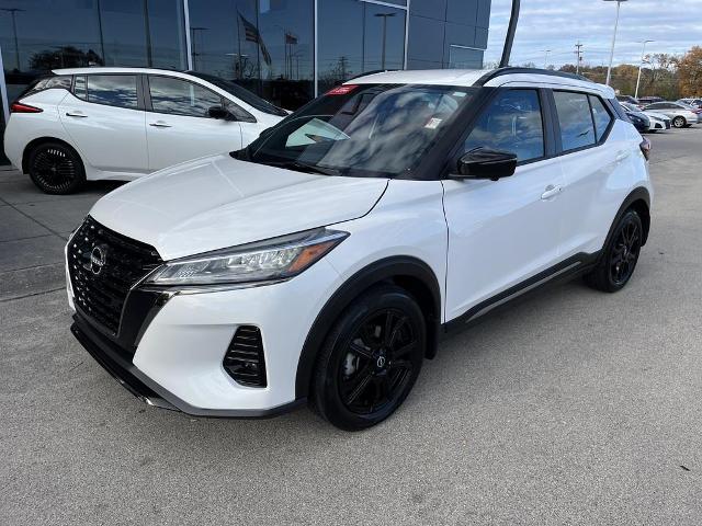 2024 nissan kicks sr