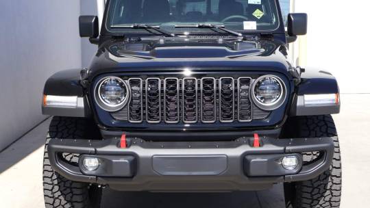 2024 Jeep Gladiator