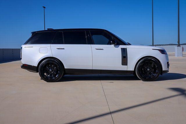 2024 land rover range rover p615 sv