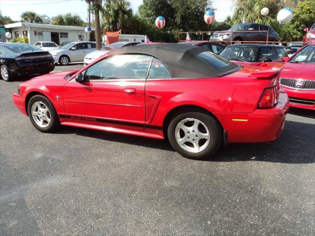 2002 ford mustang deluxe