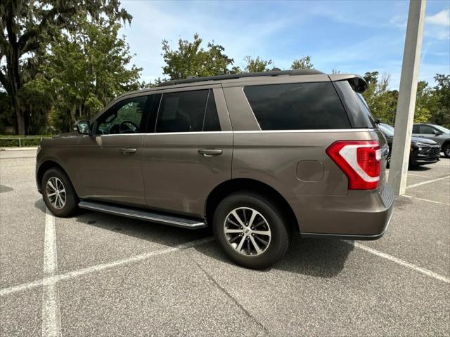 2019 ford expedition xlt