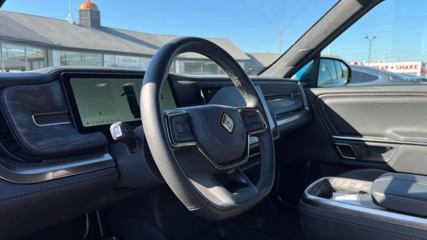 2022 rivian r1t adventure