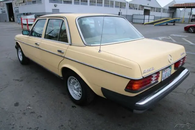 1982 mercedes-benz 240d automatic 4 cylinder diesel no reserve