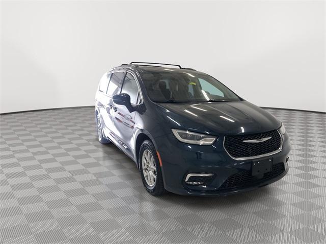 2022 chrysler pacifica touring-l