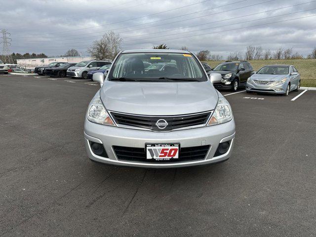 2011 nissan versa 1.8 s