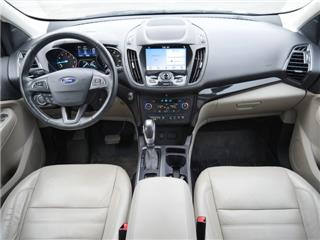 2019 Ford Escape titanium