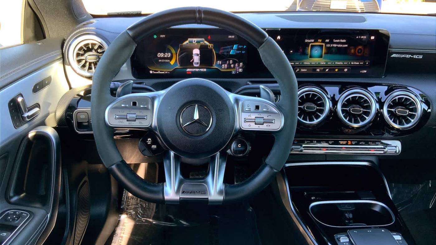 2022 mercedes-benz cla amg cla 35