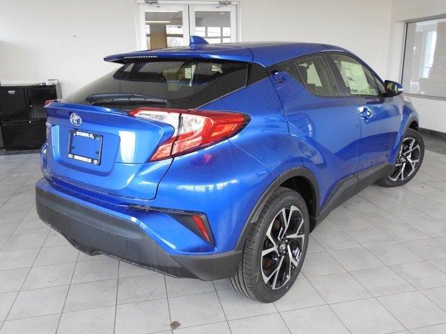 new 2019 toyota c-hr xle hutchinson, ks 67502 for sale in hutchinson, kansas