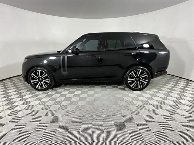 2023 land rover range rover p530 se