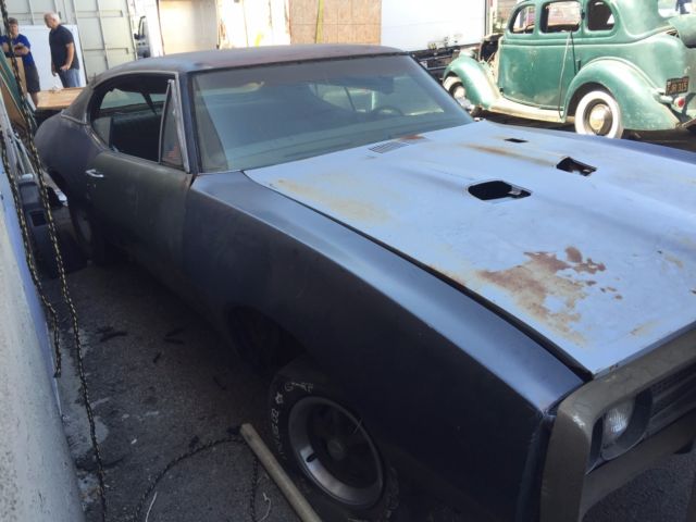 1969 pontiac gto's parts -base & 1 of 4 special order racecar 390 rearend