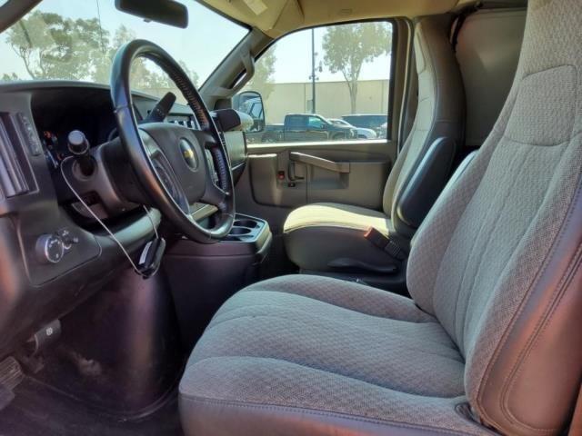 2021 chevrolet express 2500 rwd 2500 regular wheelbase wt