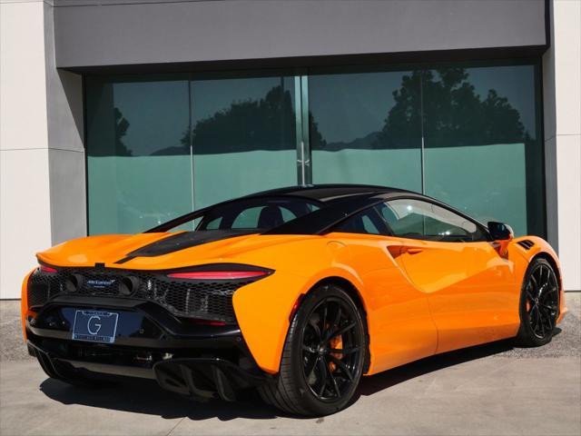 2024 mclaren artura