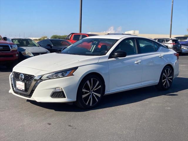 2022 nissan altima sr fwd