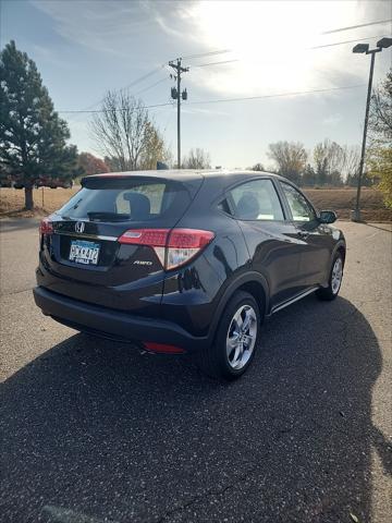 2022 honda hr-v lx