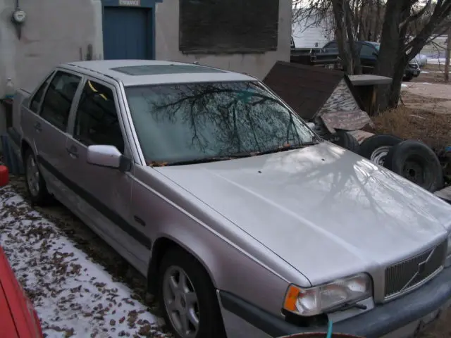1994 94 volvo 850 turbo 4 door sedan 2.3 liter 5 cylinder automatic