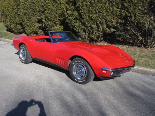 1968 corvette 427 4 speed 390 hp 2 tops convertible no reserve